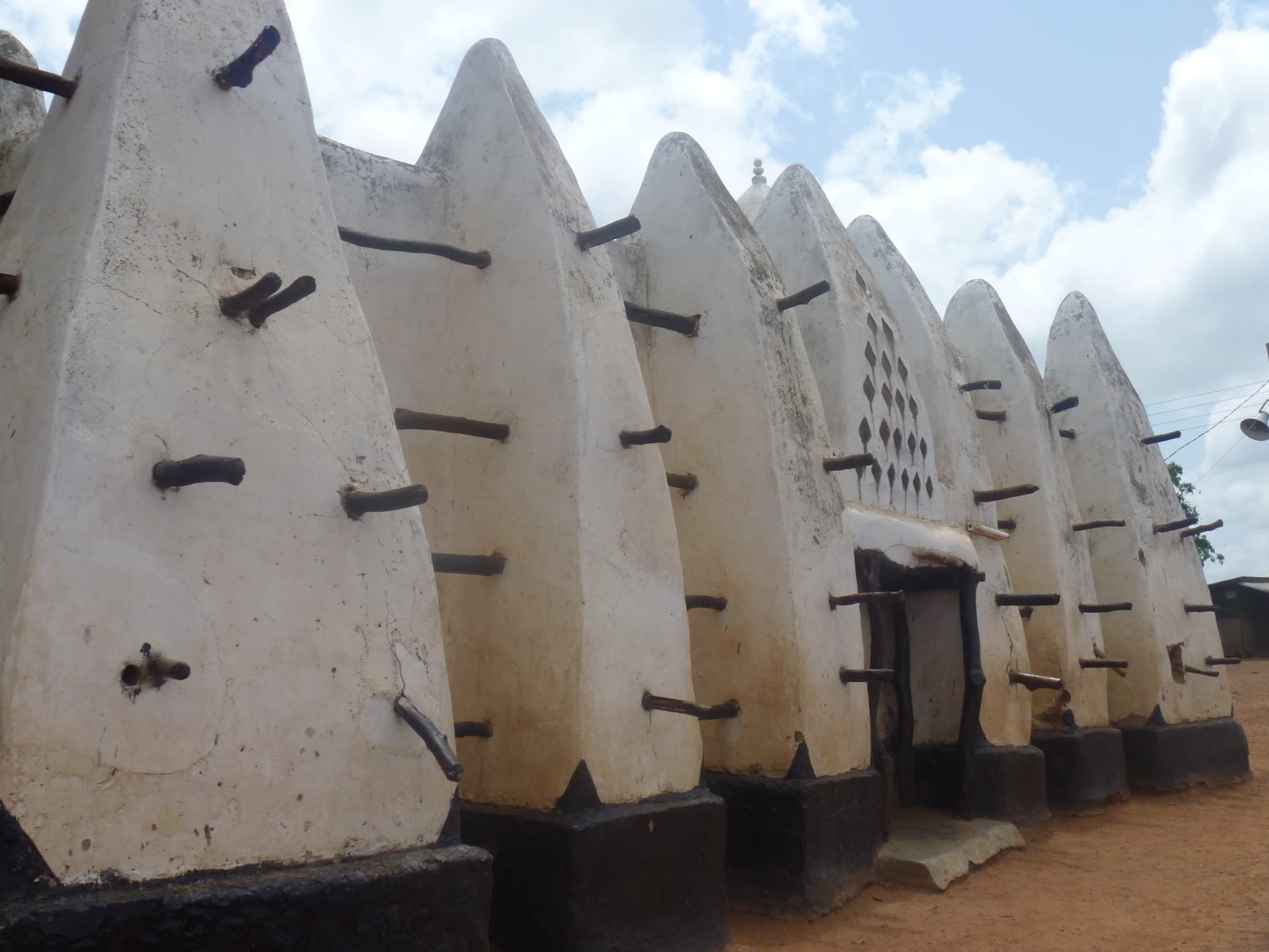 The mud-and-timber Larabanga Mosque, the oldest mosque in Ghana, near Mole National Park