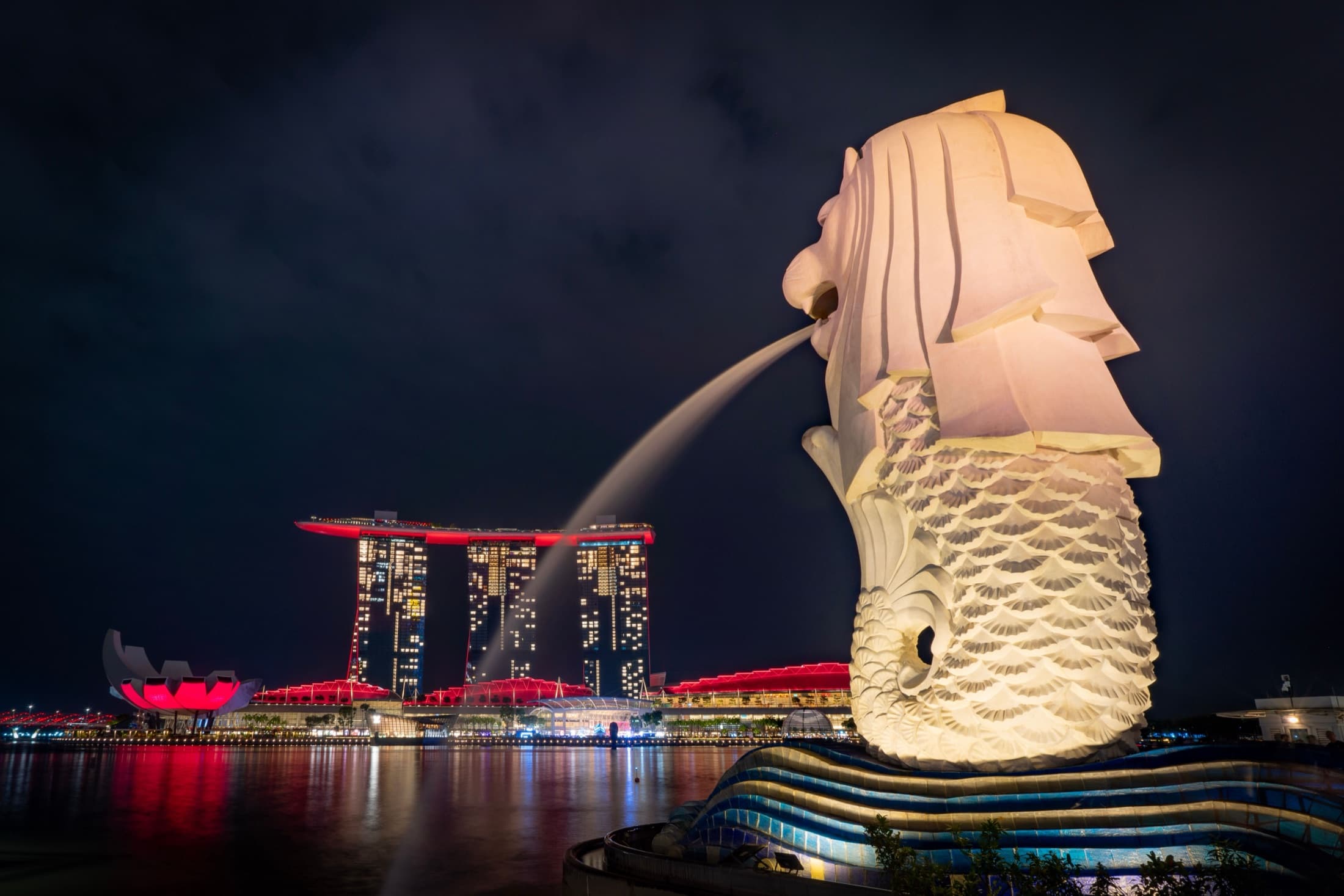 Merlion Park with Marina Bay Sands illuminated at night, Singapore